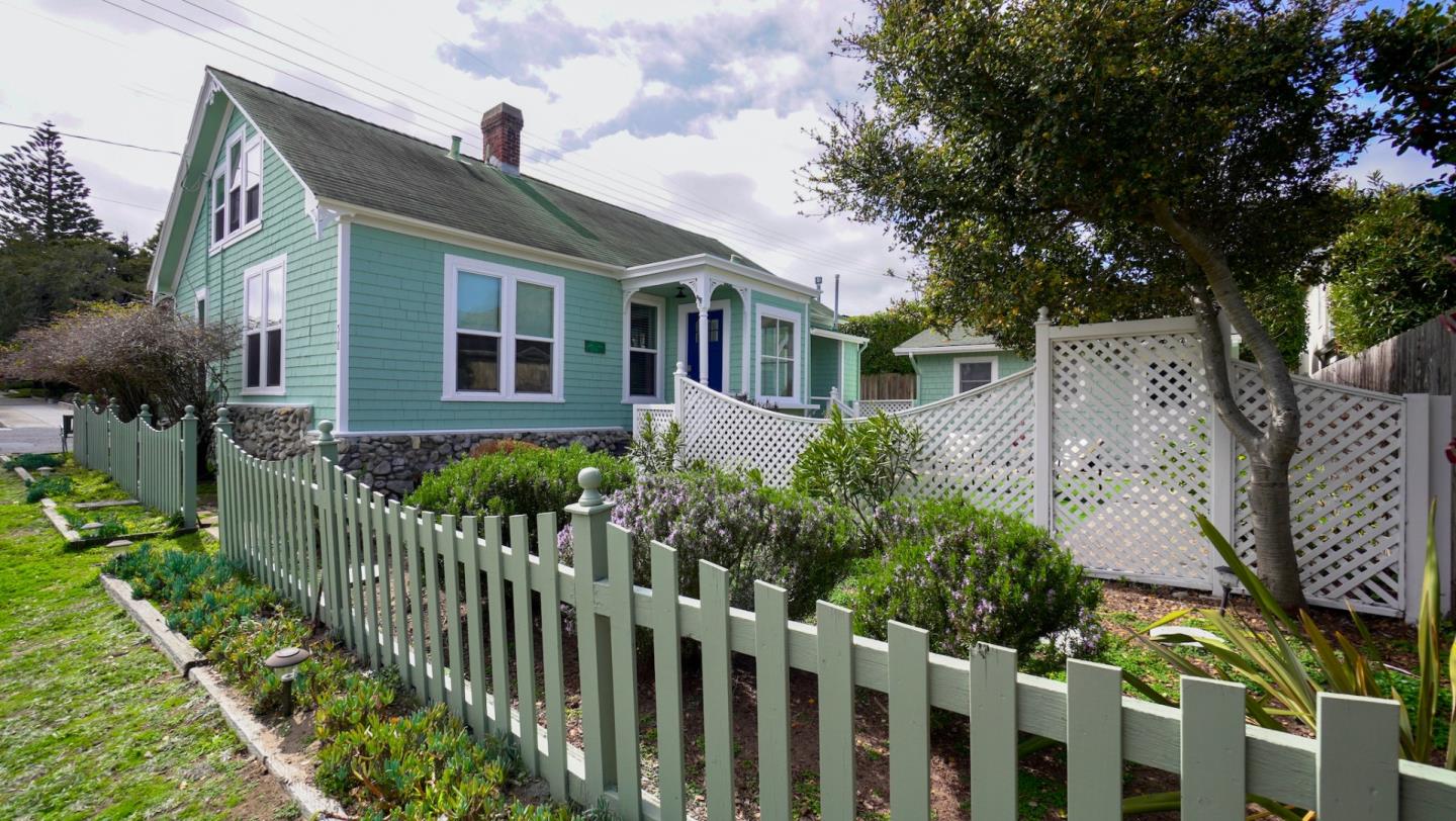 518 Congress Ave, Pacific Grove, CA 93950 4 Beds 3 Baths (Sold