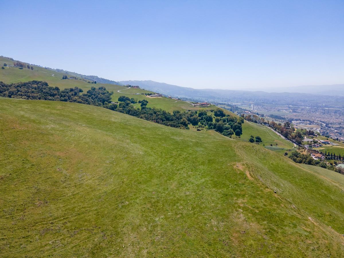 0 Higuera, SAN JOSE, California 95148, ,Lots And Land,For Sale,Higuera,40964294