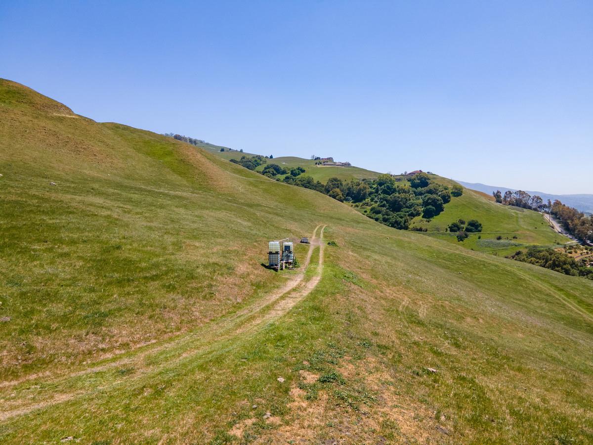 0 Higuera, SAN JOSE, California 95148, ,Lots And Land,For Sale,Higuera,40964294