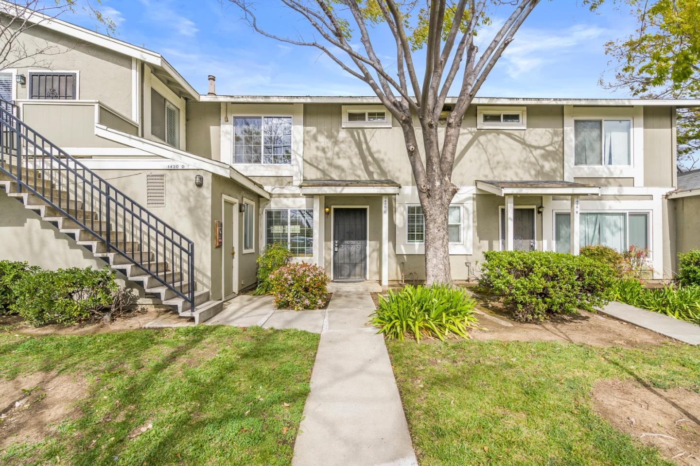 Detail Gallery Image 1 of 1 For 1430 Crucero Dr #C,  San Jose,  CA 95122 - 3 Beds | 1/1 Baths