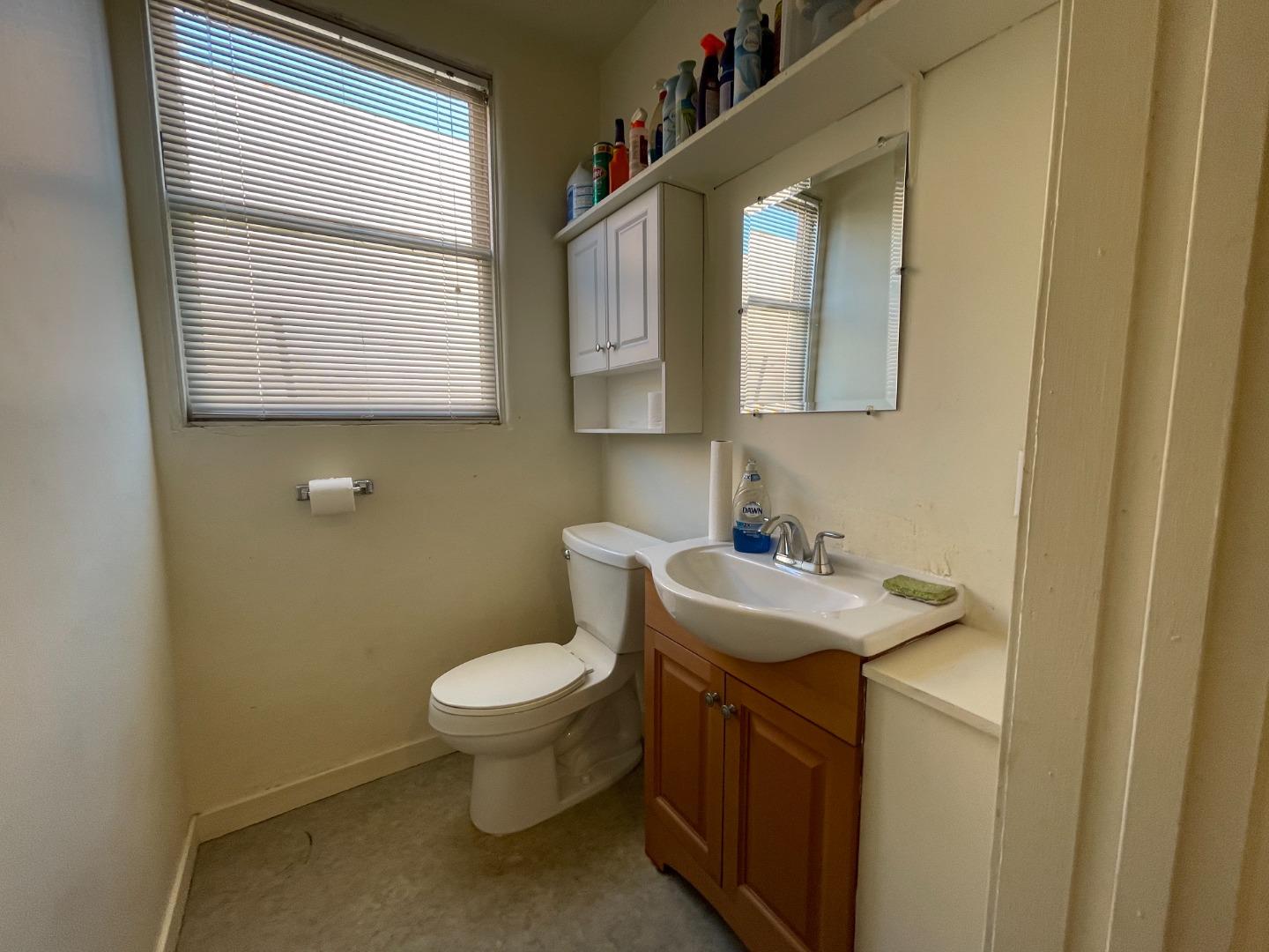 701 Warrington Avenue, REDWOOD CITY, California 94063, ,Comm Industrial For Sale,For Sale,Warrington Avenue,40963807