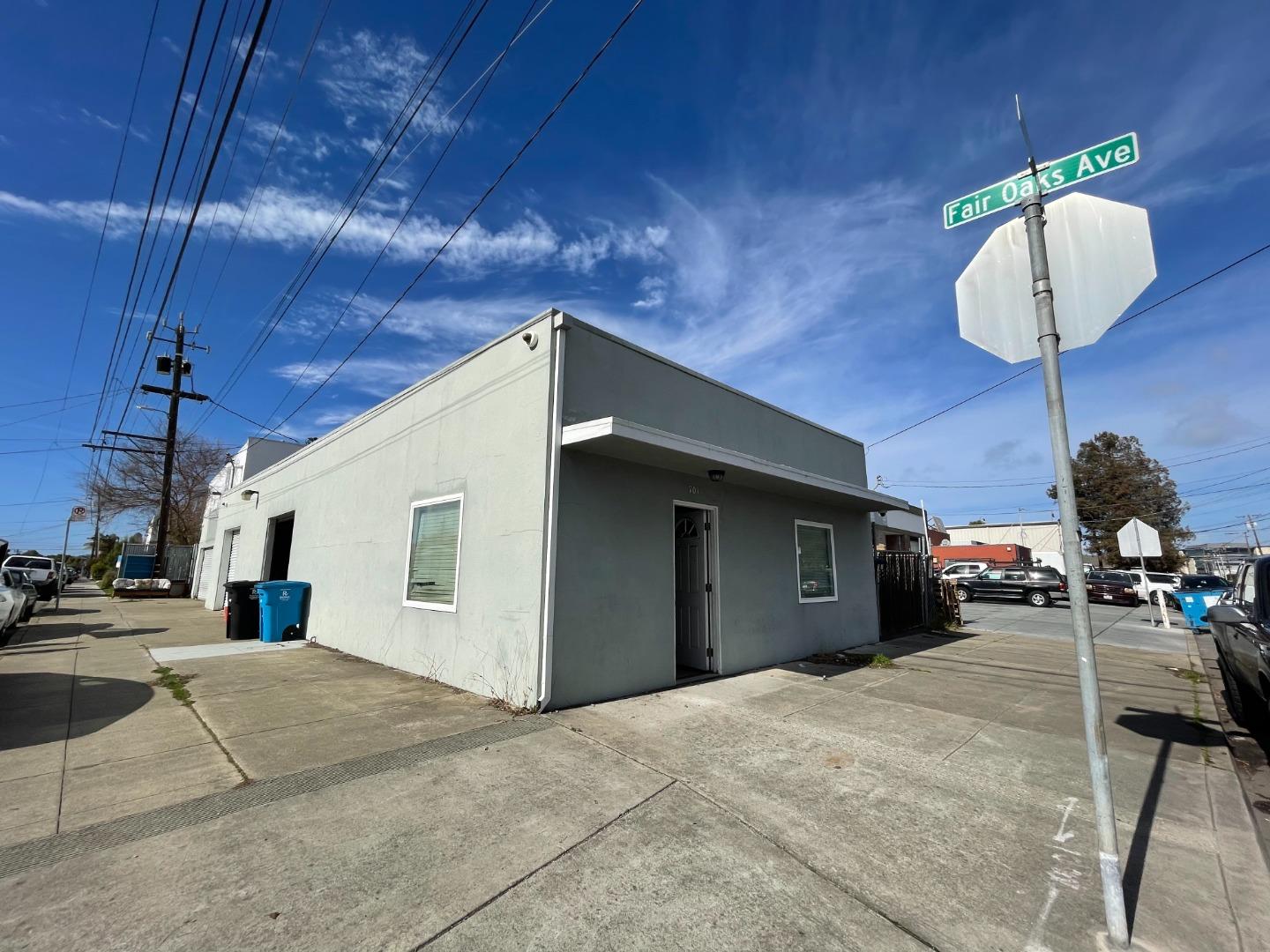 701 Warrington Avenue, REDWOOD CITY, California 94063, ,Comm Industrial For Sale,For Sale,Warrington Avenue,40963807