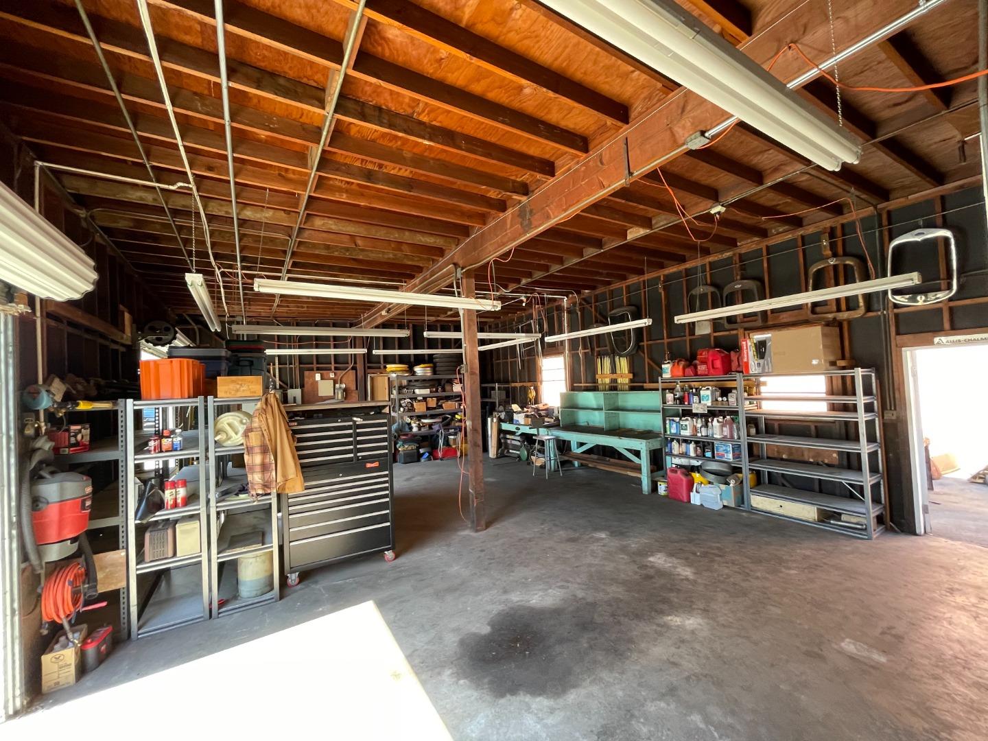 701 Warrington Avenue, REDWOOD CITY, California 94063, ,Comm Industrial For Sale,For Sale,Warrington Avenue,40963807