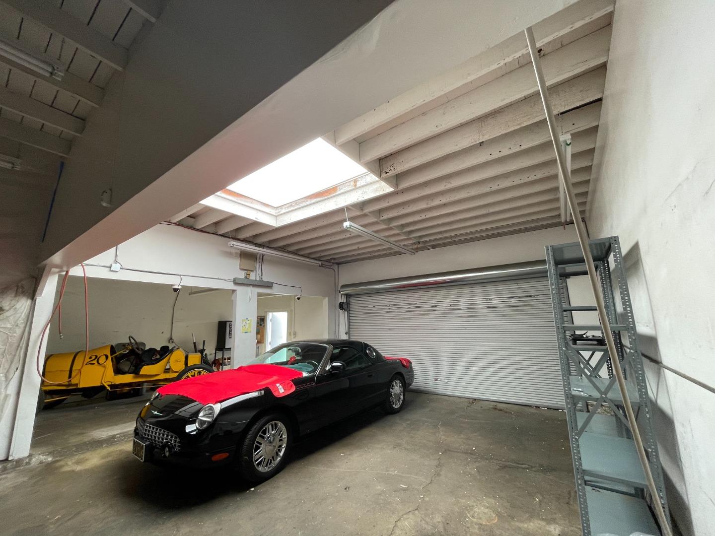 701 Warrington Avenue, REDWOOD CITY, California 94063, ,Comm Industrial For Sale,For Sale,Warrington Avenue,40963807