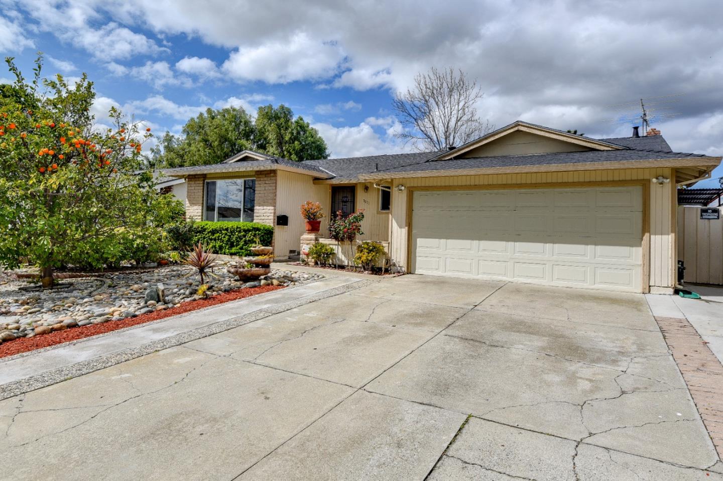 3071 Hostetter Rd, San Jose, CA 95132 4 Beds 2 Baths (Expired