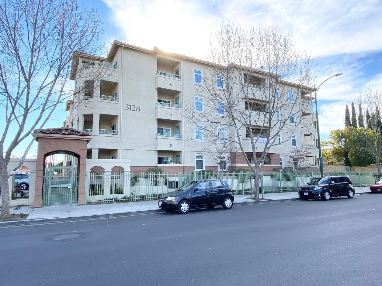 3128 Loma Verde Dr 310, San Jose, CA 95117 2 Beds 2 Baths (Sold