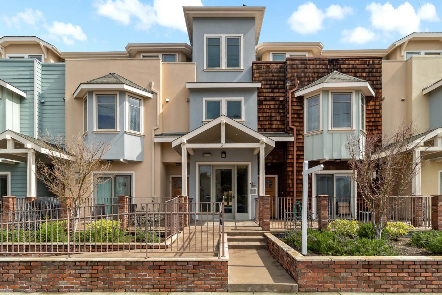 21 S Claremont St 13, San Mateo, CA 94401 0 Beds 1 Baths (Sold) ML81835417 MLSL