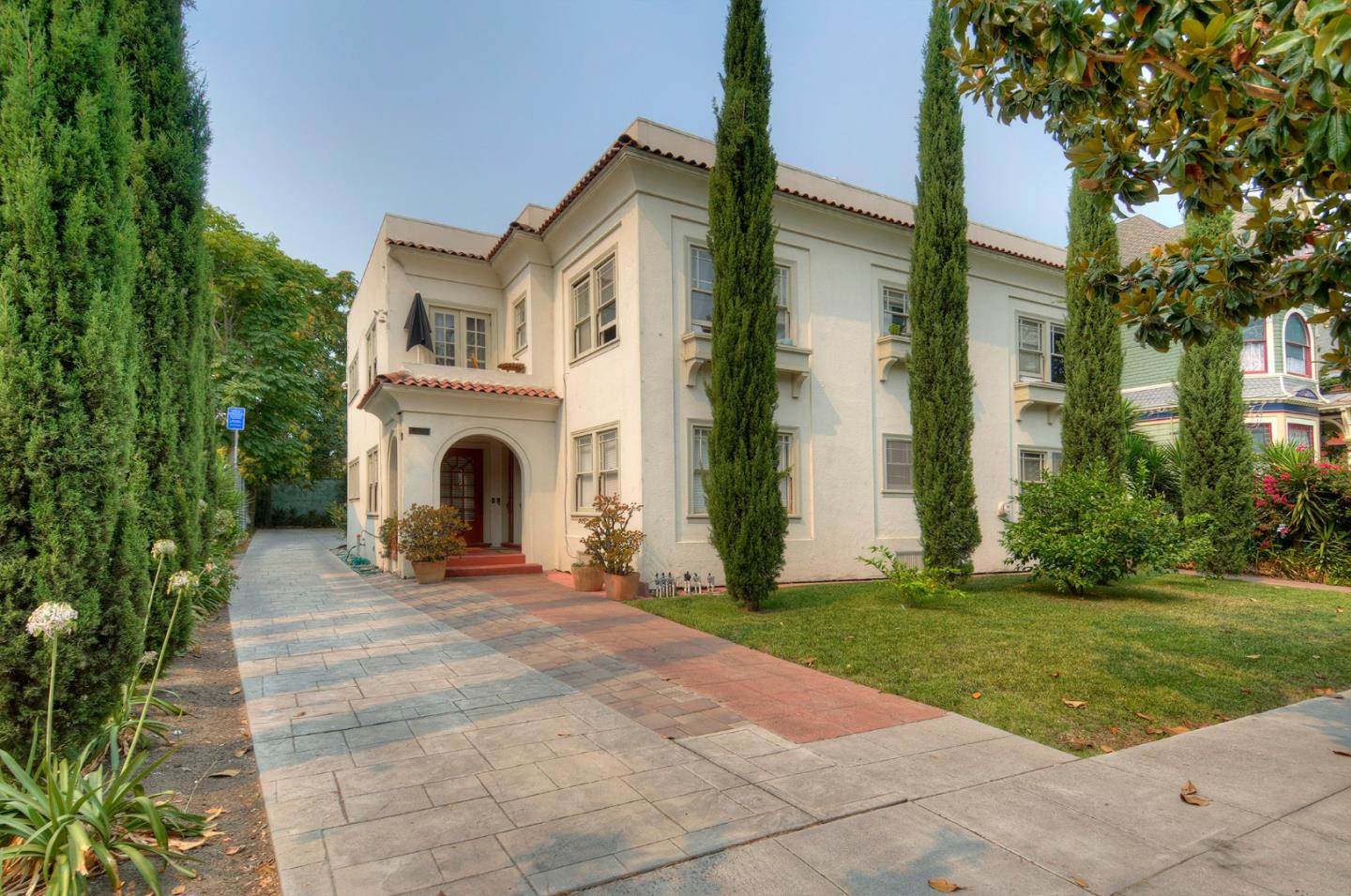 553 6th Street, SAN JOSE, California 95112, ,Comm Ri Multi-units 5+,For Sale,6th Street,ML81835444