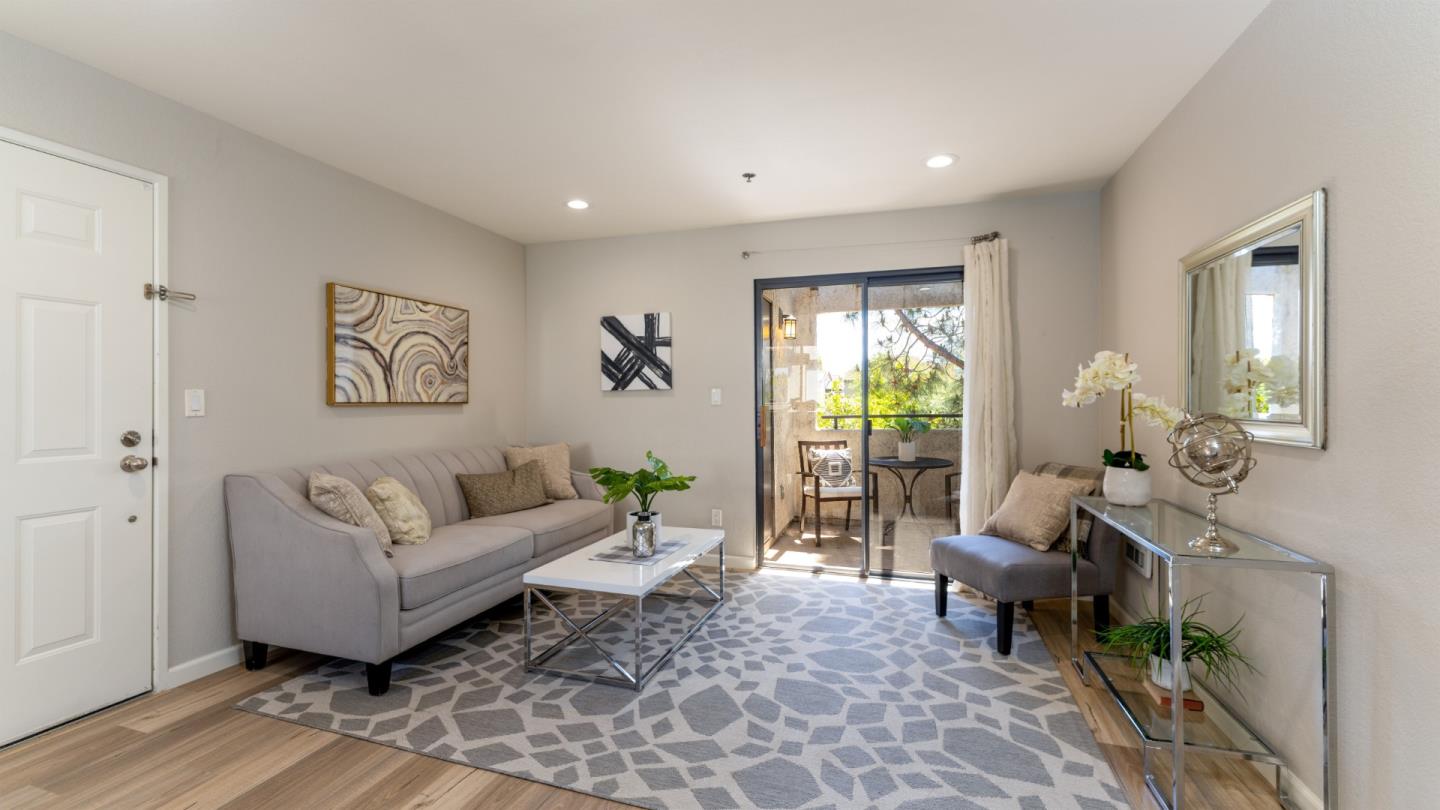 Detail Gallery Image 1 of 1 For 880 E Fremont Ave #518,  Sunnyvale,  CA 94087 - 1 Beds | 1 Baths