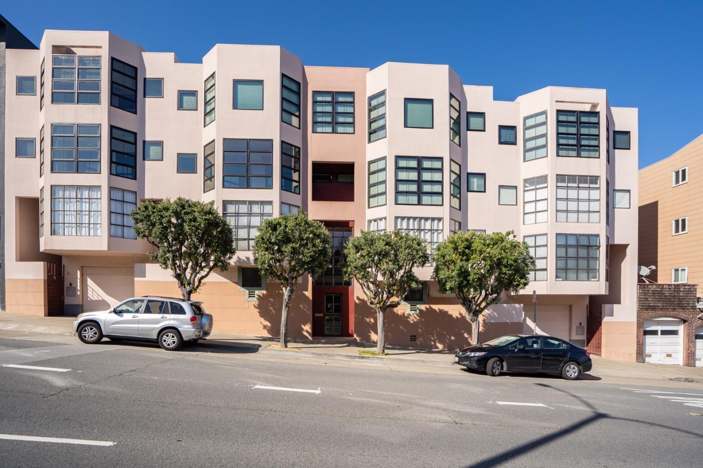 Detail Gallery Image 1 of 1 For 6620 Geary Blvd #8,  San Francisco,  CA 94121 - 3 Beds | 2 Baths