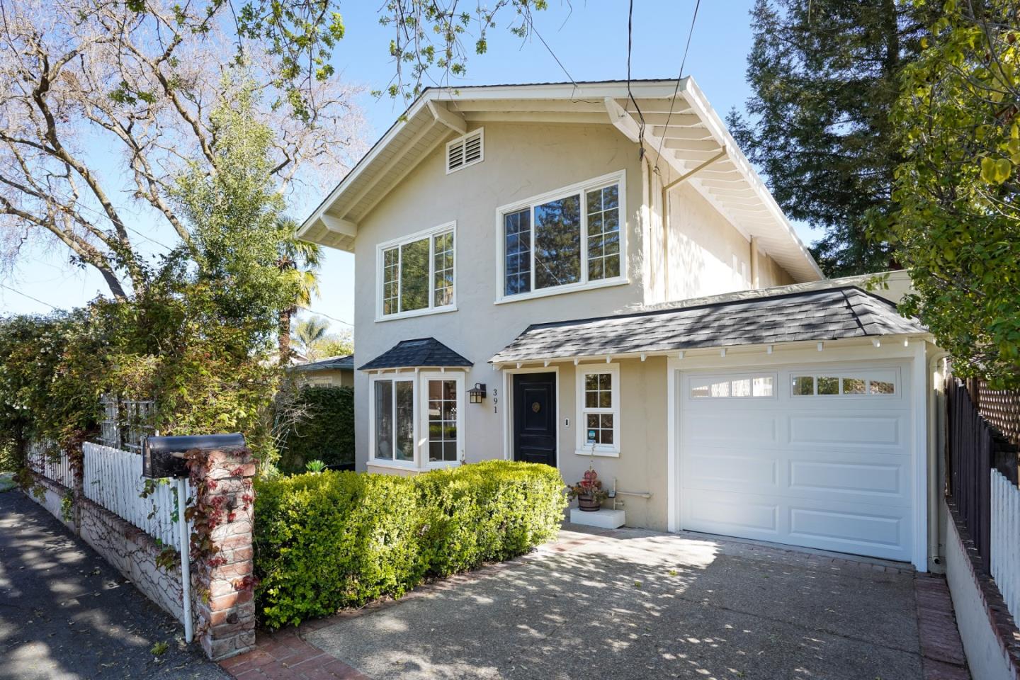 391 Belmont Ave, Redwood City, CA 94061 4 Beds 2/1 Baths (Sold