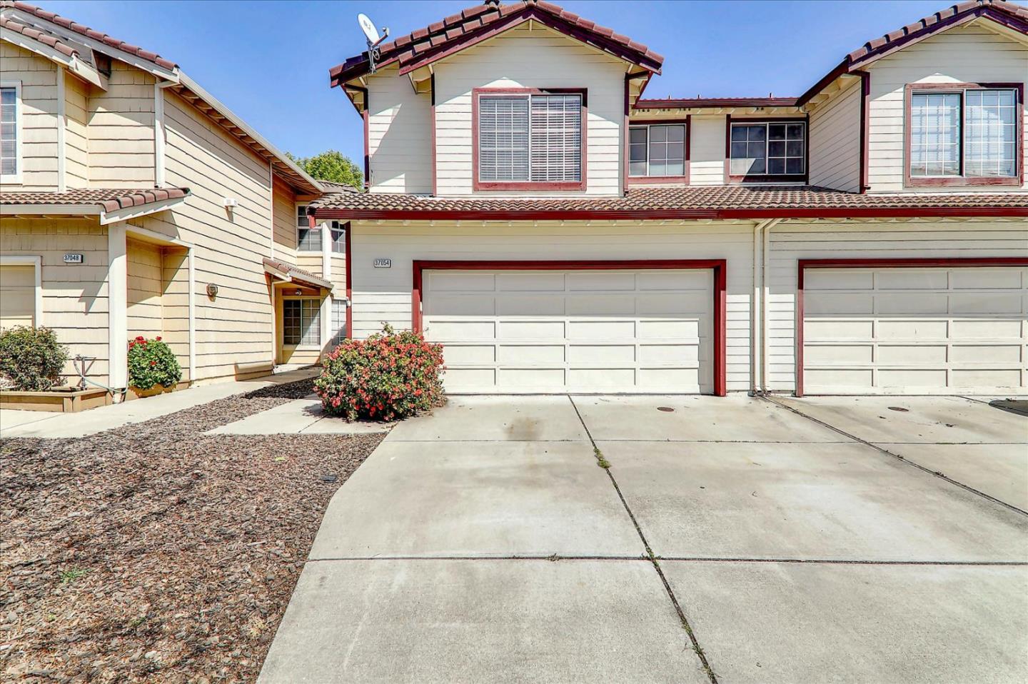 37054 Saint Edwards St, Newark, CA 94560 3 Beds 2/1 Baths (Sold