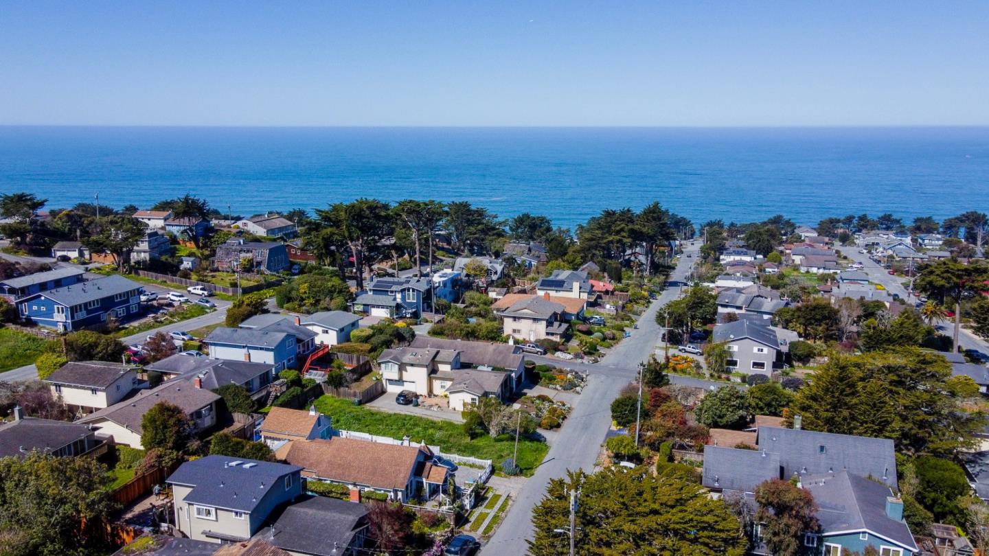0 7th Street, MONTARA, California 94037, ,Lots And Land,For Sale,7th Street,40963926