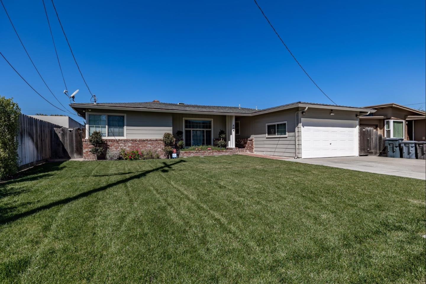 Detail Gallery Image 1 of 1 For 844 Bautista Dr, Salinas,  CA 93901 - 3 Beds | 1/1 Baths