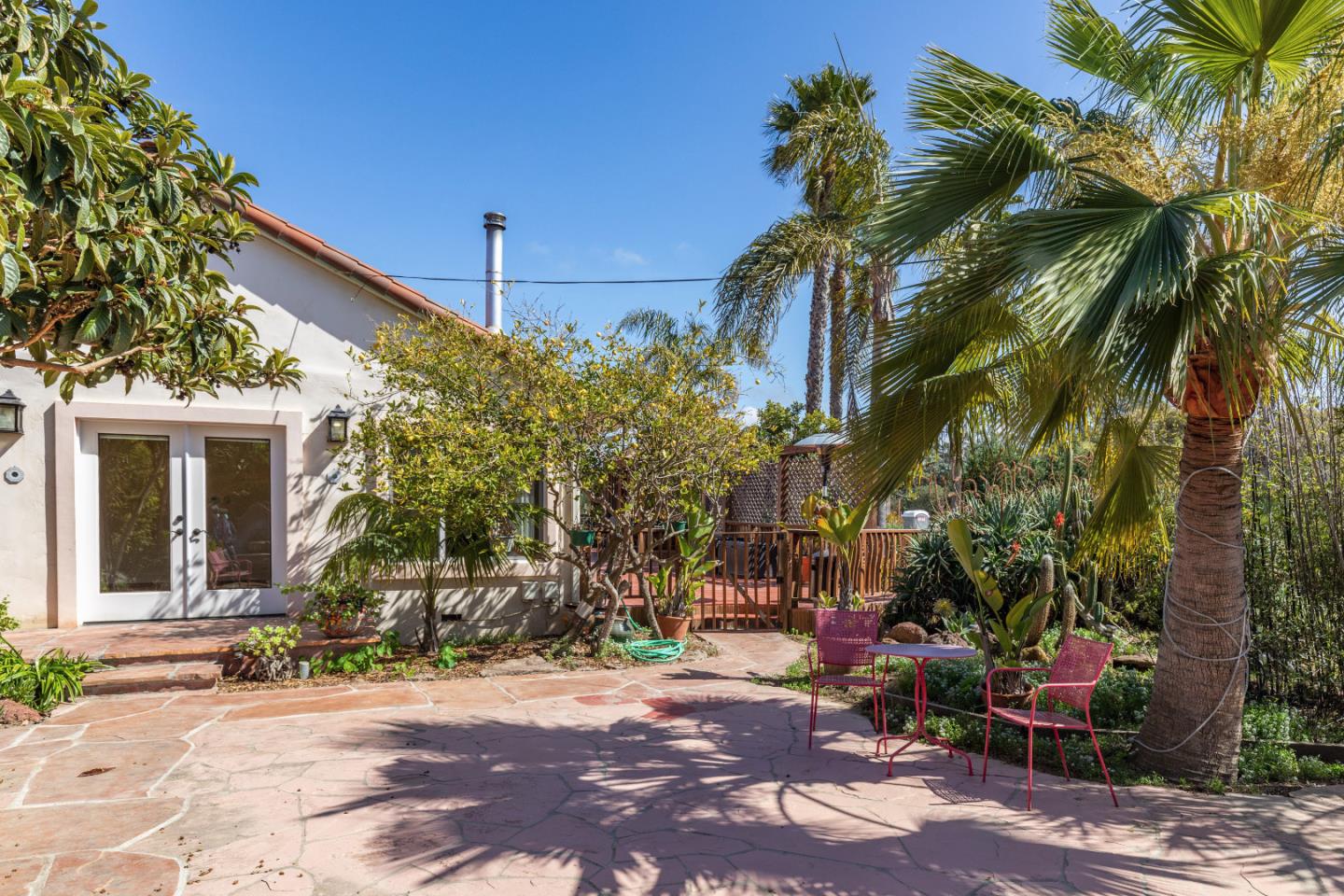 545 Pini Rd, Royal Oaks, CA 95076 3 Beds 3 Baths (Expired