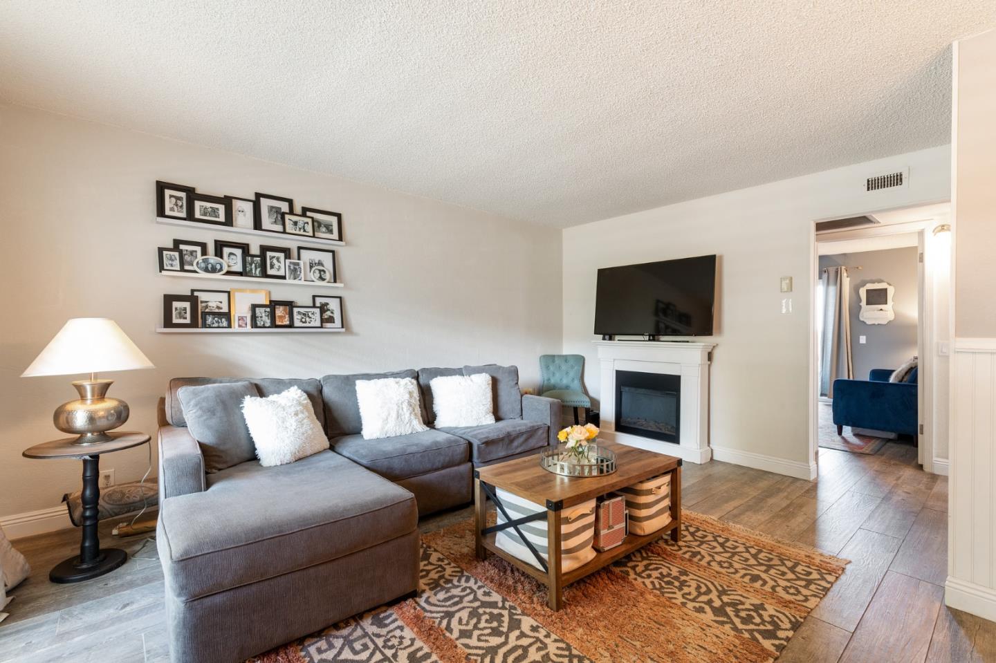 Detail Gallery Image 1 of 1 For 500 Glenwood Cir #117,  Monterey,  CA 93940 - 2 Beds | 2 Baths