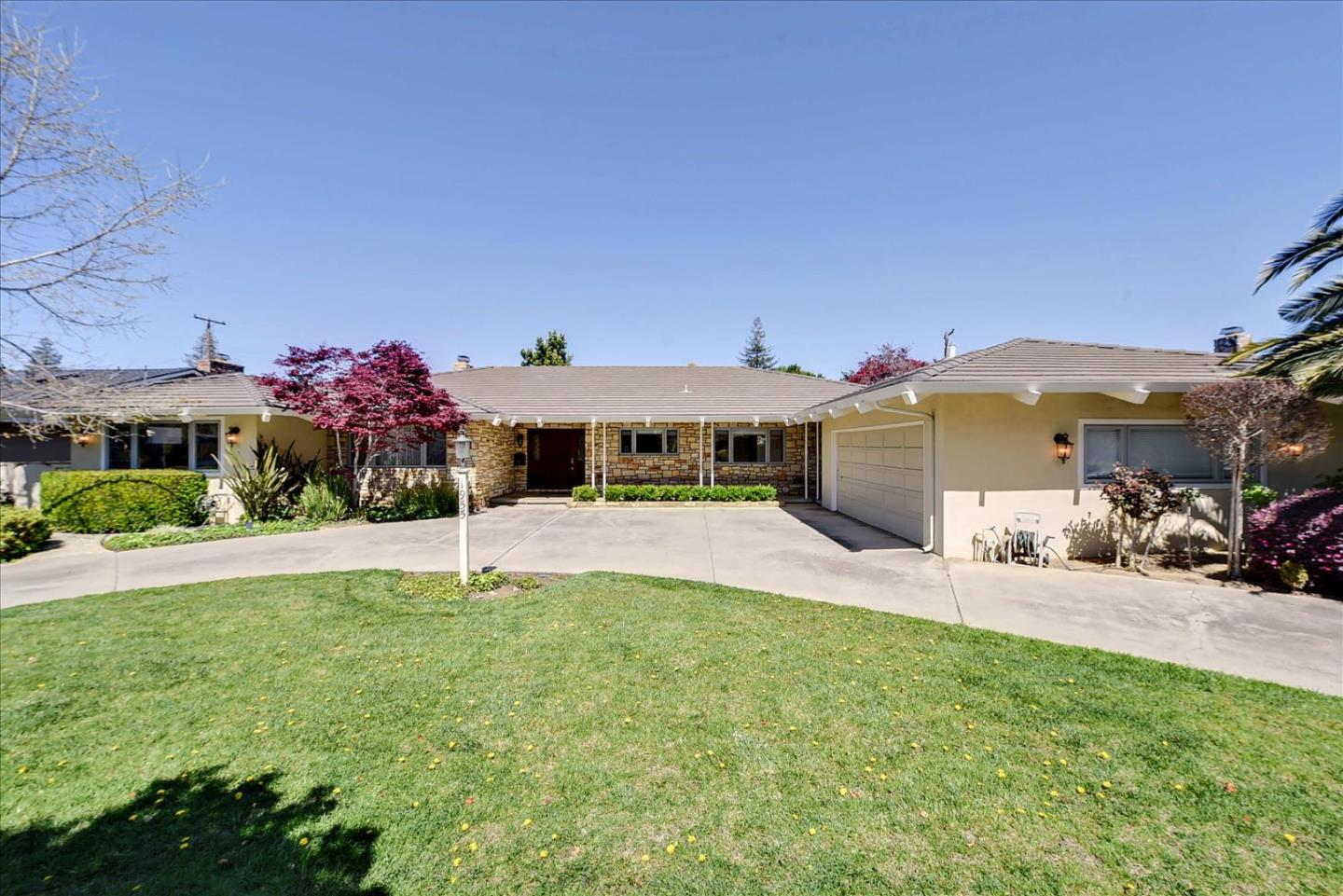 1955 Arroyo Seco Dr, San Jose, CA 95125 3 Beds 2/1 Baths