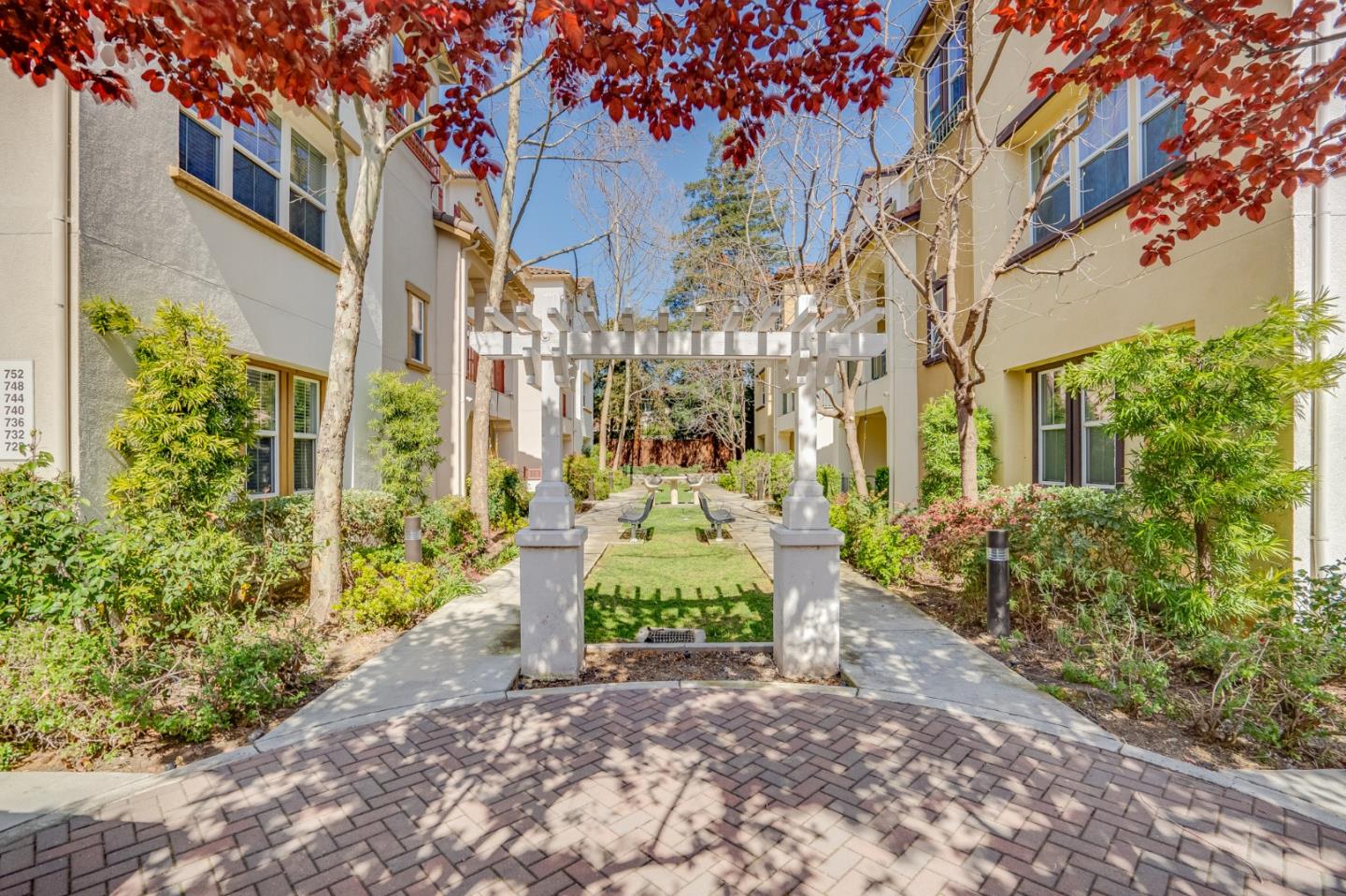 740 Grandview Ter, San Jose, CA 95133 3 Beds 3/1 Baths (Sold