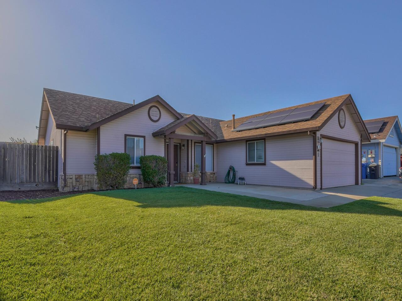 731 Cordoba St, Soledad, CA 93960 3 Beds 2 Baths (Sold