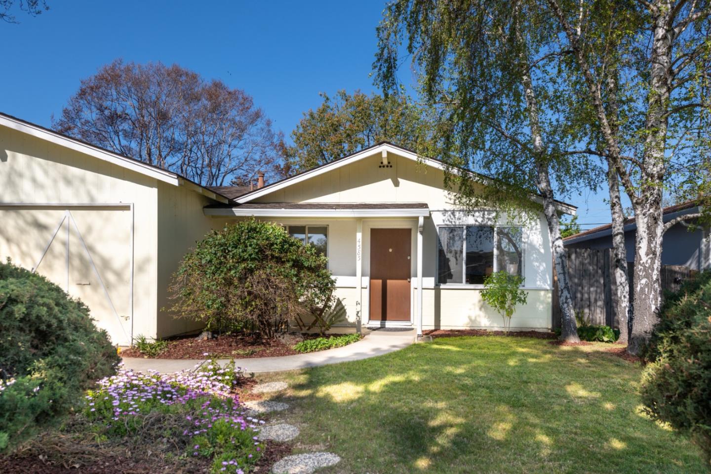 Detail Gallery Image 1 of 1 For 4585 Rhapsody Way, San Jose,  CA 95111 - 3 Beds | 2 Baths