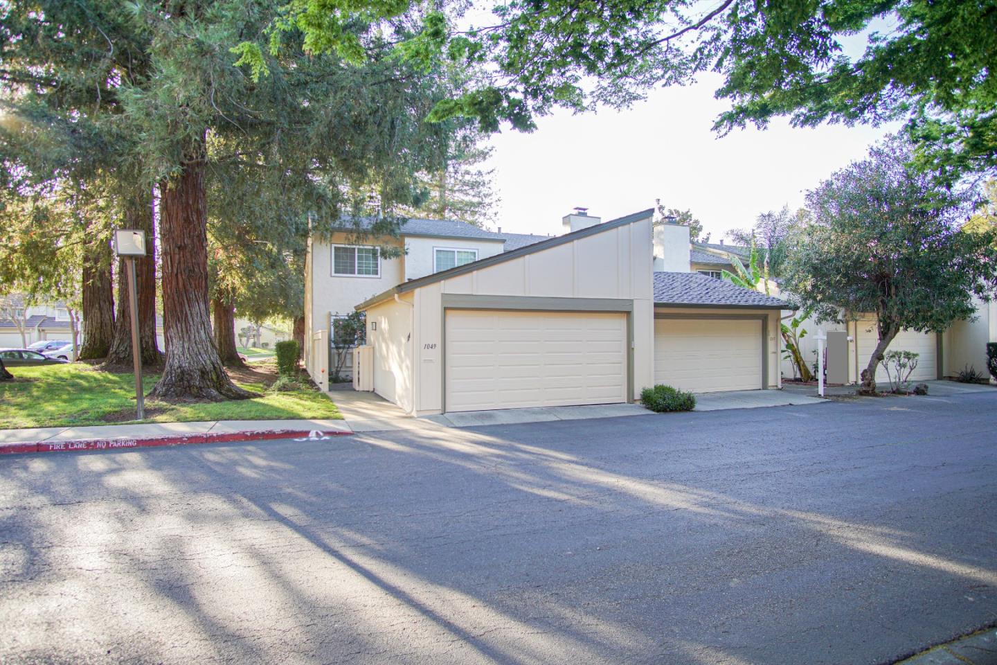 1047 Forest Knoll Dr, San Jose, CA 95129 4 Beds 2/1 Baths (Sold