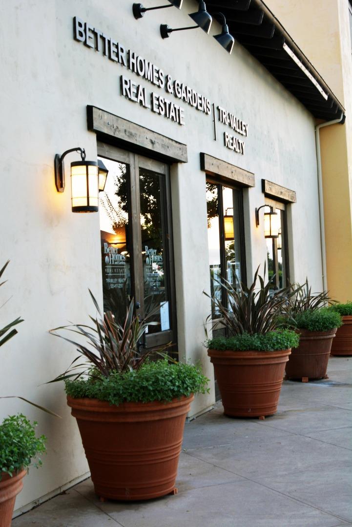 101 Vineyard Avenue, LIVERMORE, California 94550, ,Comm Business Opportunity,For Sale,Vineyard Avenue,40964037