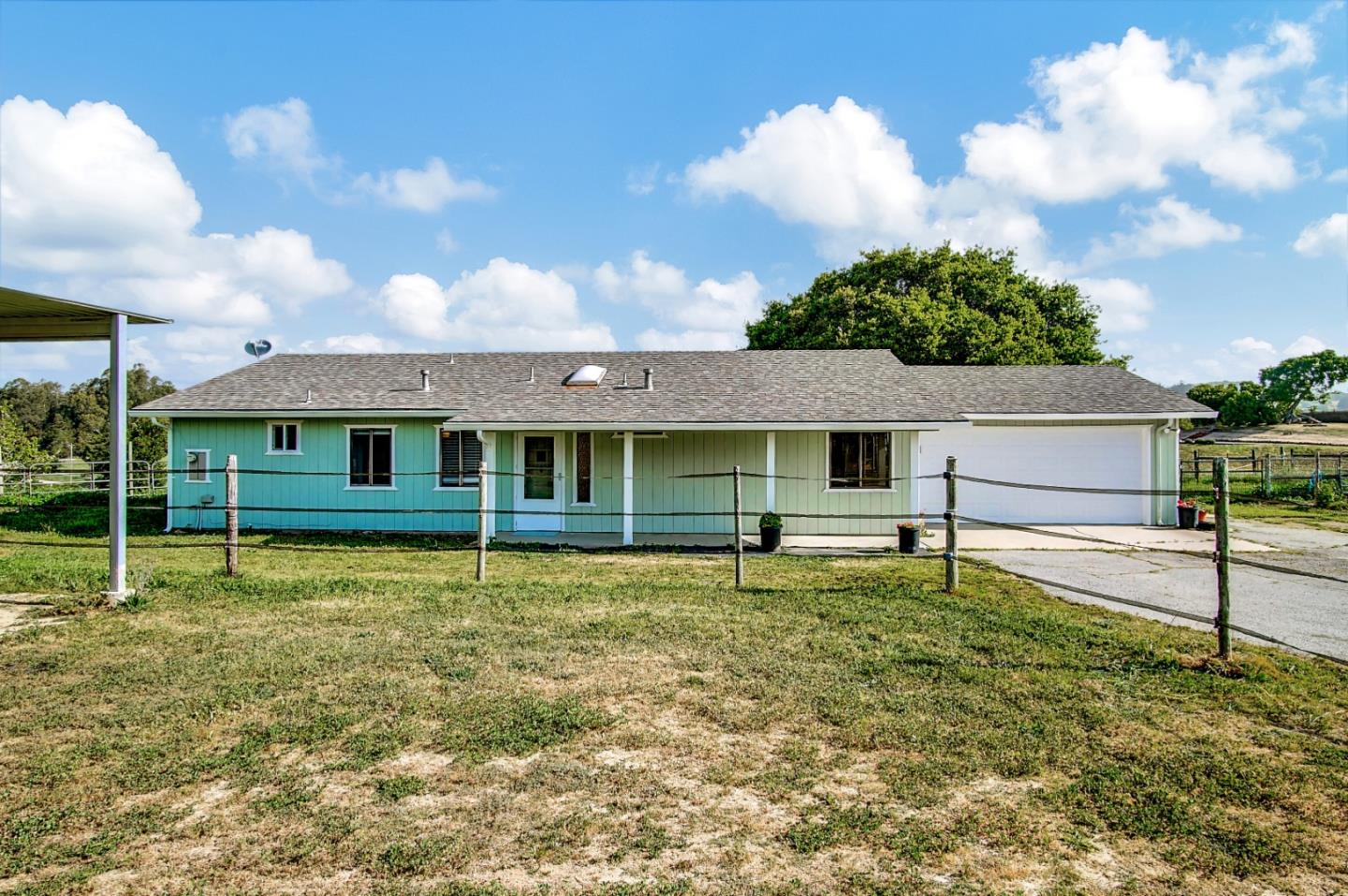 19185 El Cerrito Way, Aromas, CA 95004 3 Beds 2 Baths (Sold