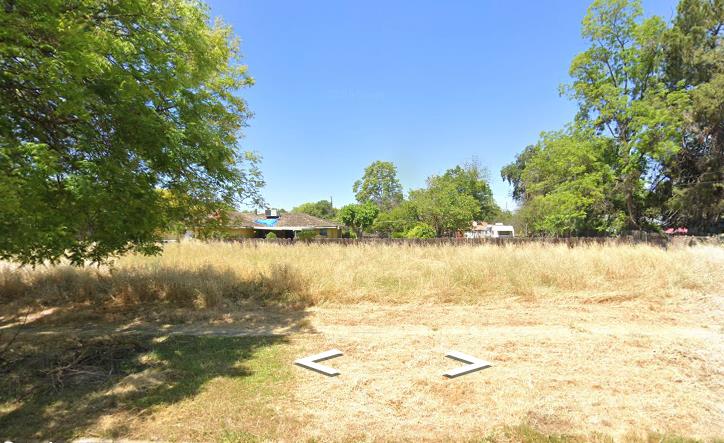805 10th Street, MERCED, California 95341, ,Lots And Land,For Sale,10th Street,40964060