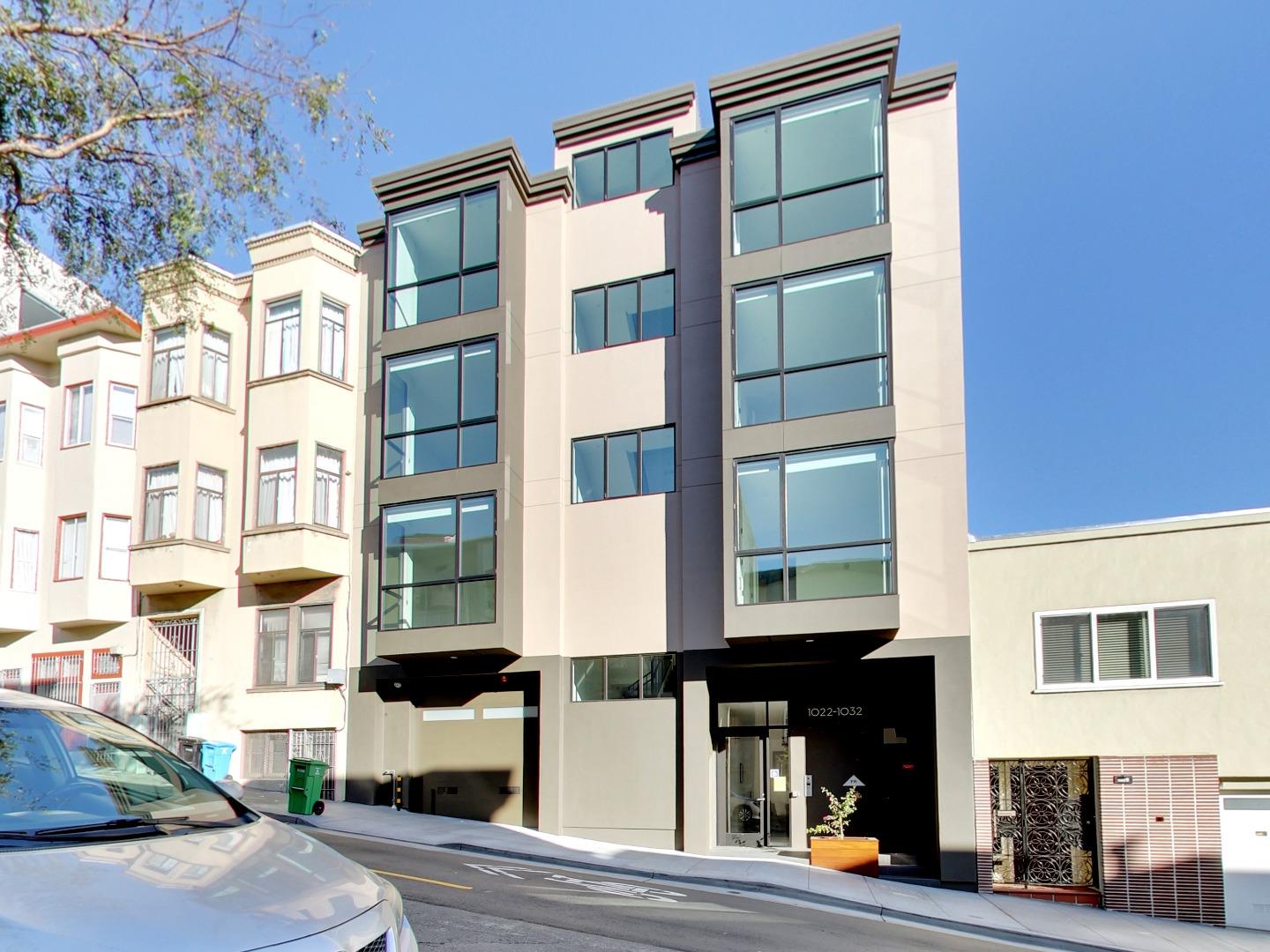 Detail Gallery Image 1 of 1 For 1026 Pacific Ave, San Francisco,  CA 94133 - 2 Beds | 2 Baths