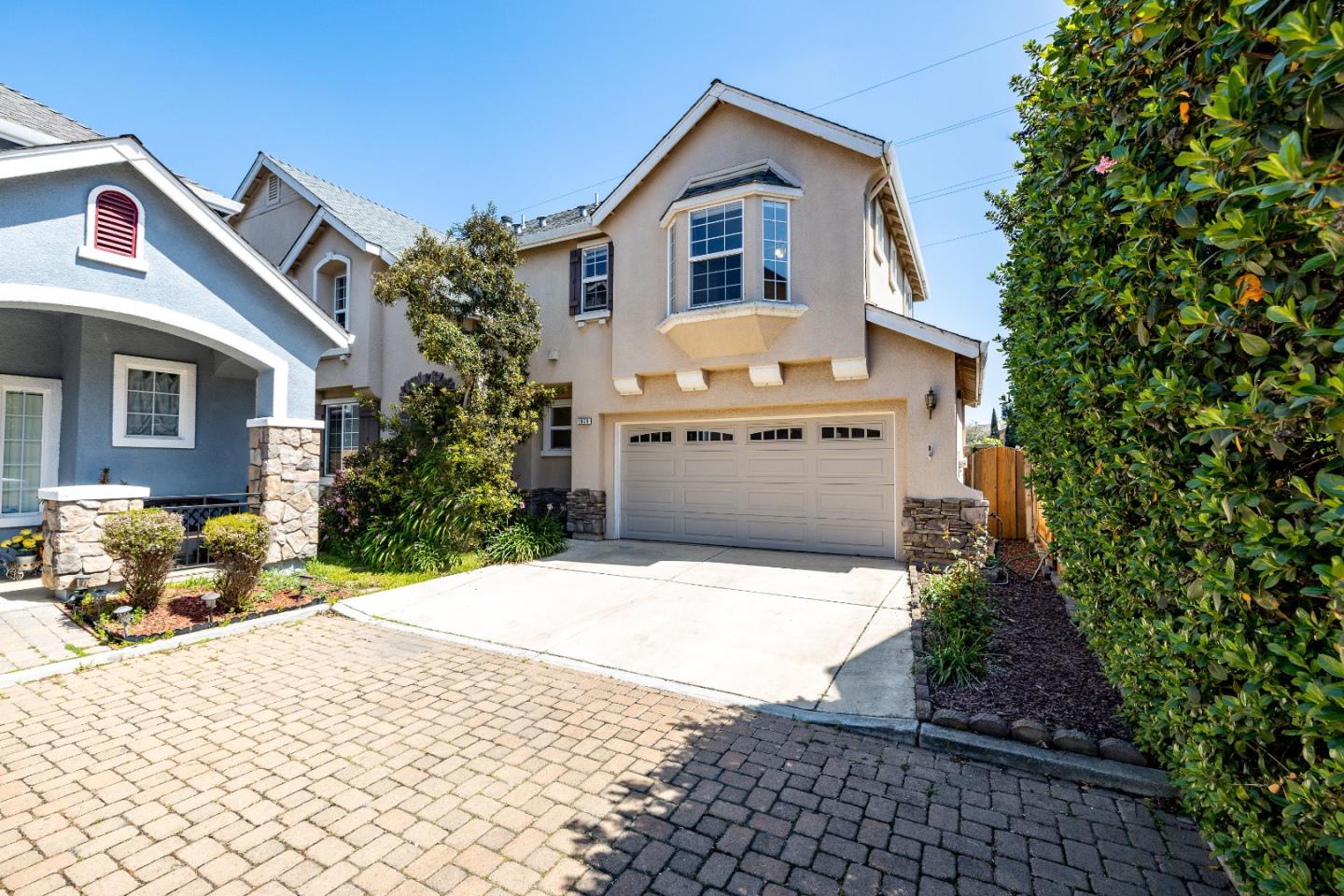 1970 Bradbury St, Salinas, CA 93906 4 Beds 2/1 Baths (Sold