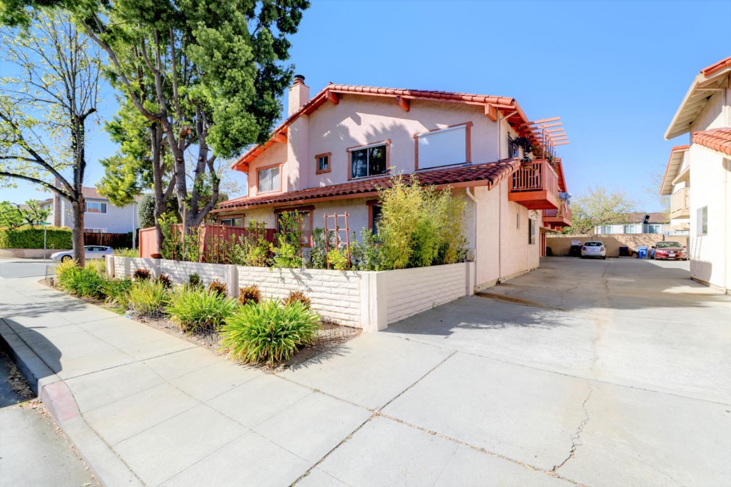 485 La Conner Drive, SUNNYVALE, California 94087, ,Comm Ri Multi-units 5+,For Sale,La Conner Drive,ML81838010