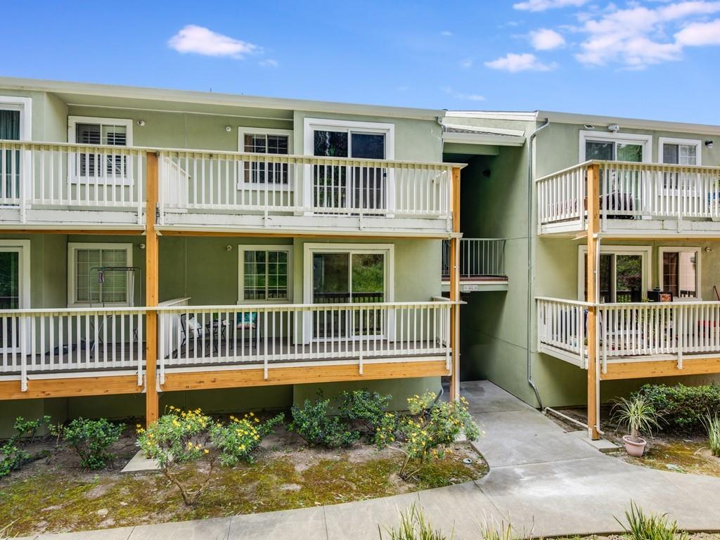 Detail Gallery Image 1 of 1 For 1014 San Gabriel Cir #411,  Daly City,  CA 94014 - 1 Beds | 1 Baths