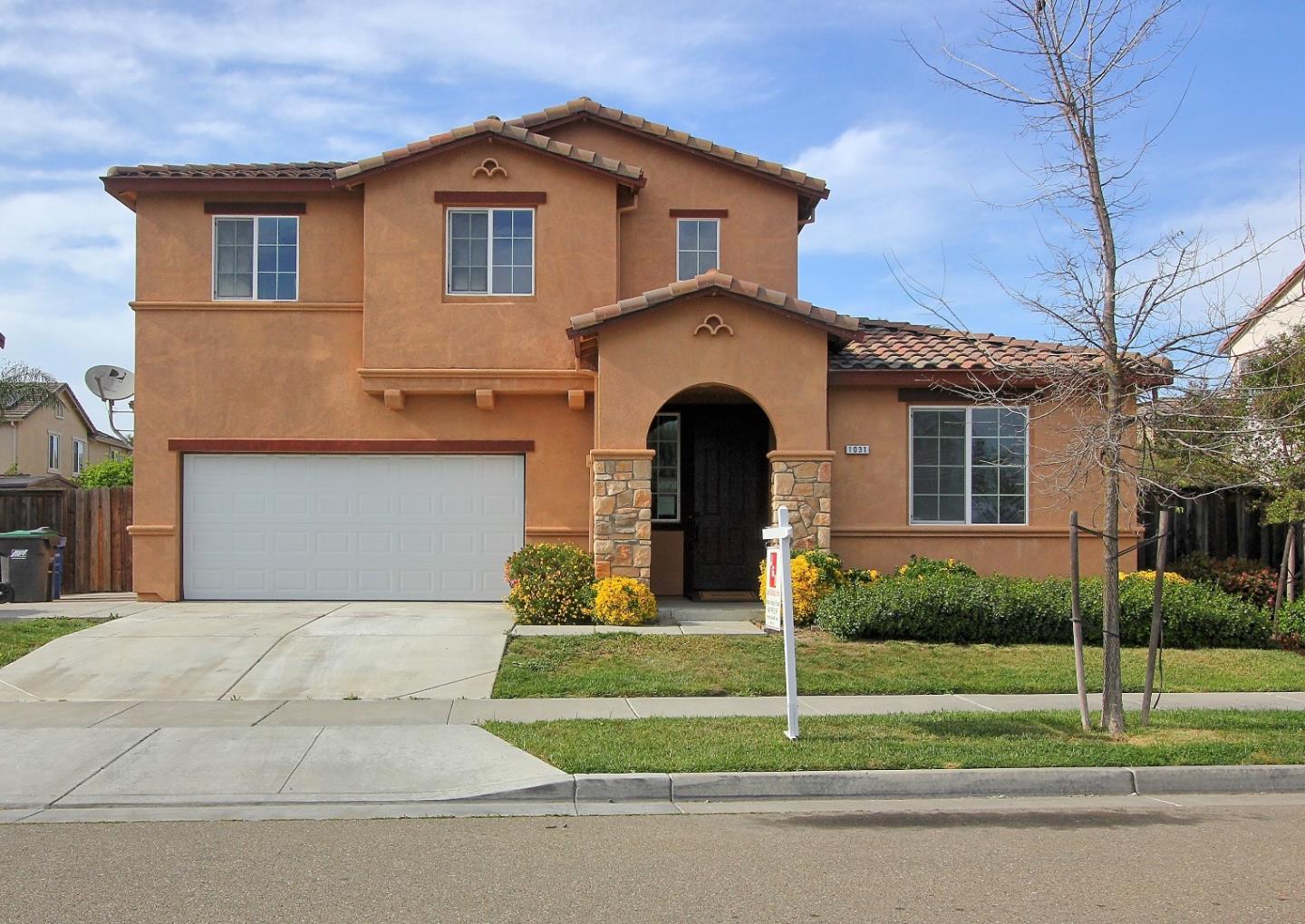 Detail Gallery Image 1 of 1 For 1031 Old Wharf Pl, Lathrop,  CA 95330 - 5 Beds | 4/1 Baths