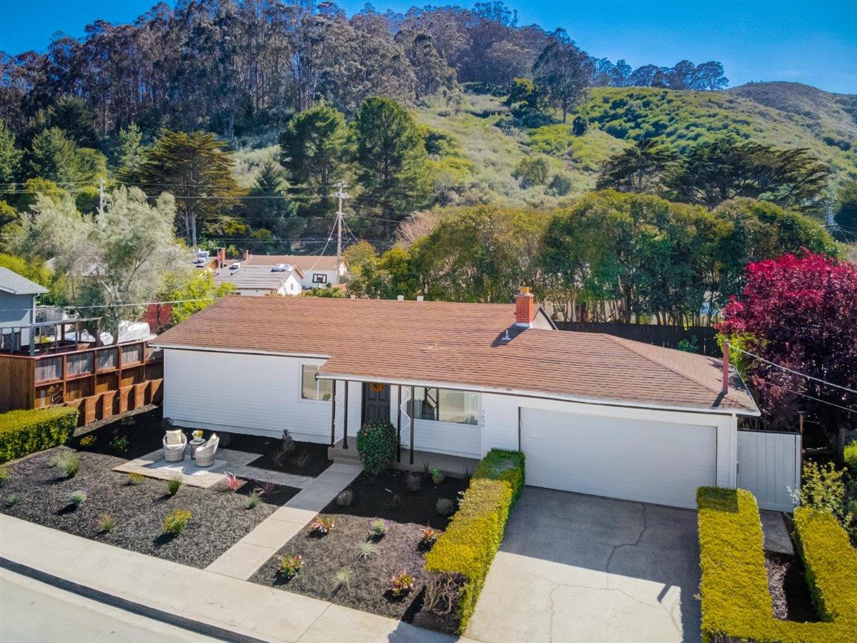 1690 Linda Mar Blvd, Pacifica, CA 94044 3 Beds 1 Baths (Sold