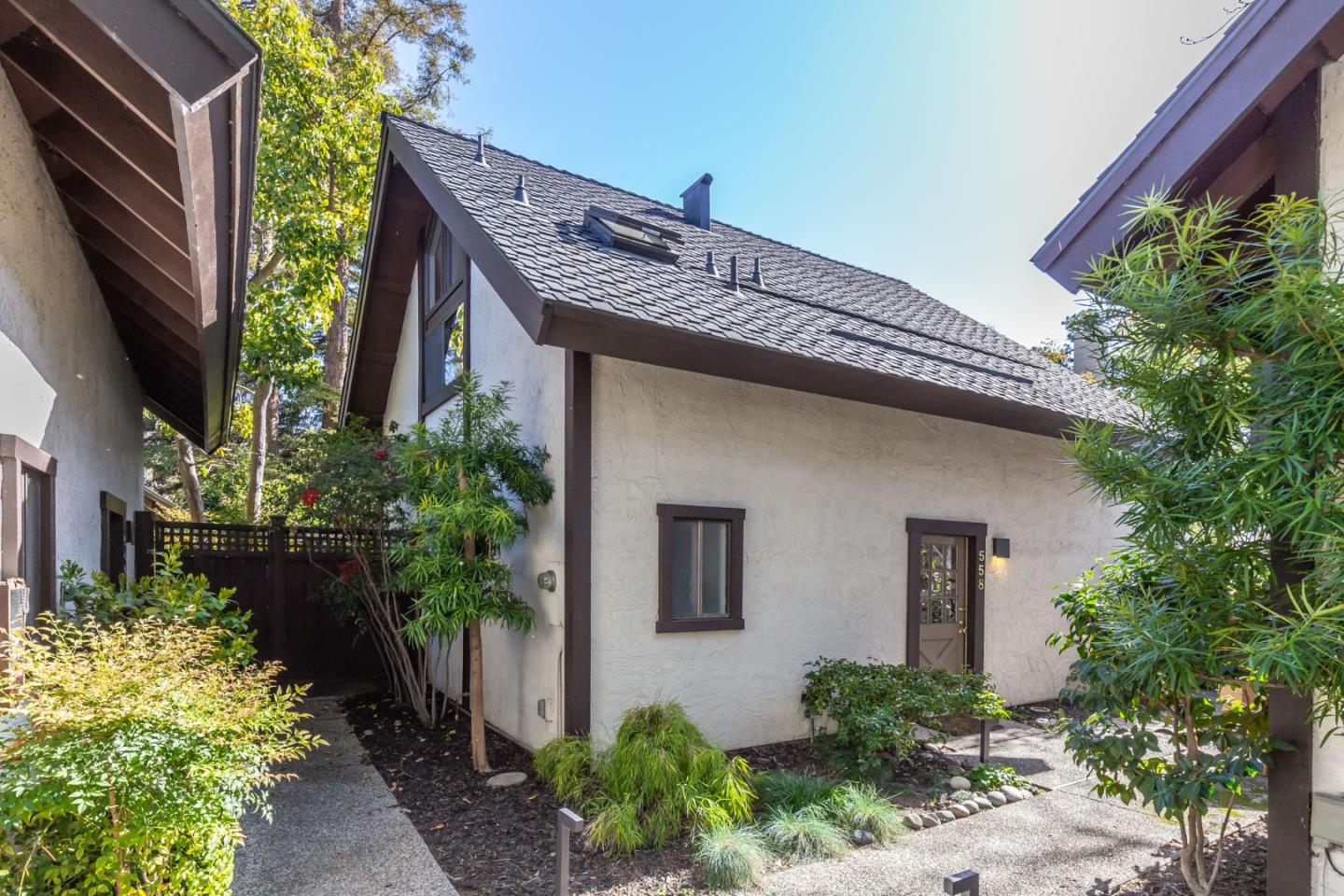 558 Forest Ave, Palo Alto, CA 94301 2 Beds 1/1 Baths (Sold