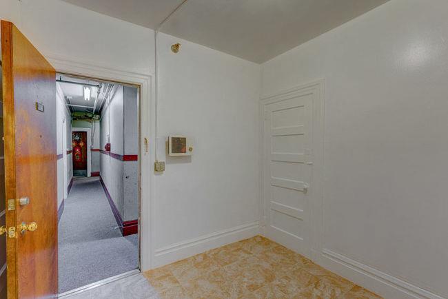 606 Broadway, SAN FRANCISCO, California 94133, ,Comm Ri Multi-units 5+,For Sale,Broadway,ML81838649