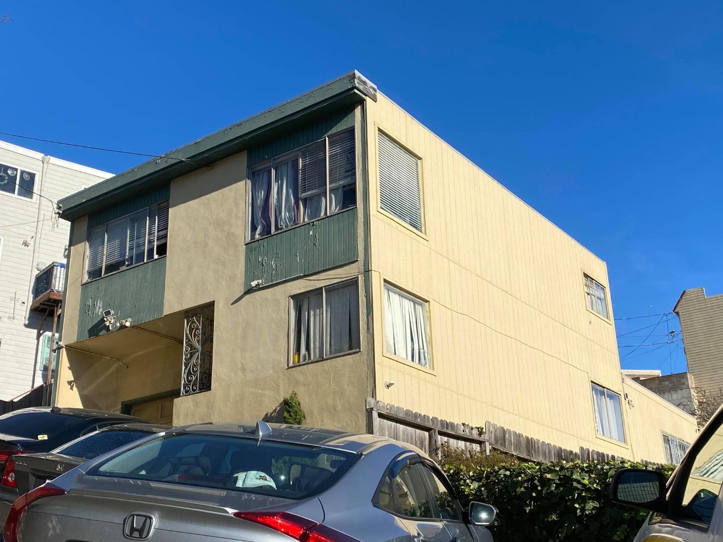 135 Alpha St, San Francisco, CA 94134 4 Beds 2 Baths (Sold