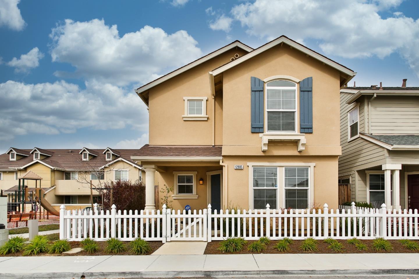 Detail Gallery Image 1 of 1 For 12805 Rogge Village Loop, Salinas,  CA 93906 - 3 Beds | 2/1 Baths