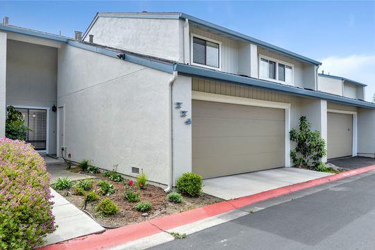 Detail Gallery Image 1 of 1 For 774 Gemini Ln, Foster City,  CA 94404 - 3 Beds | 2/1 Baths