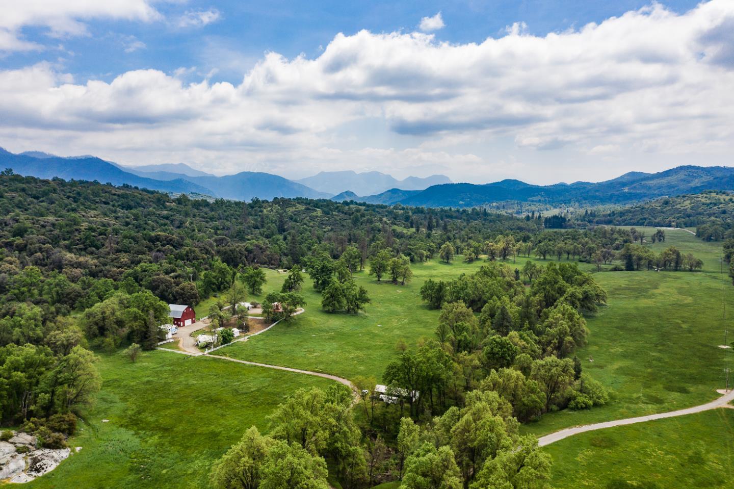 54001 Eshom Valley Dr, Badger, CA 93603 4 Beds 4 Baths (Expired