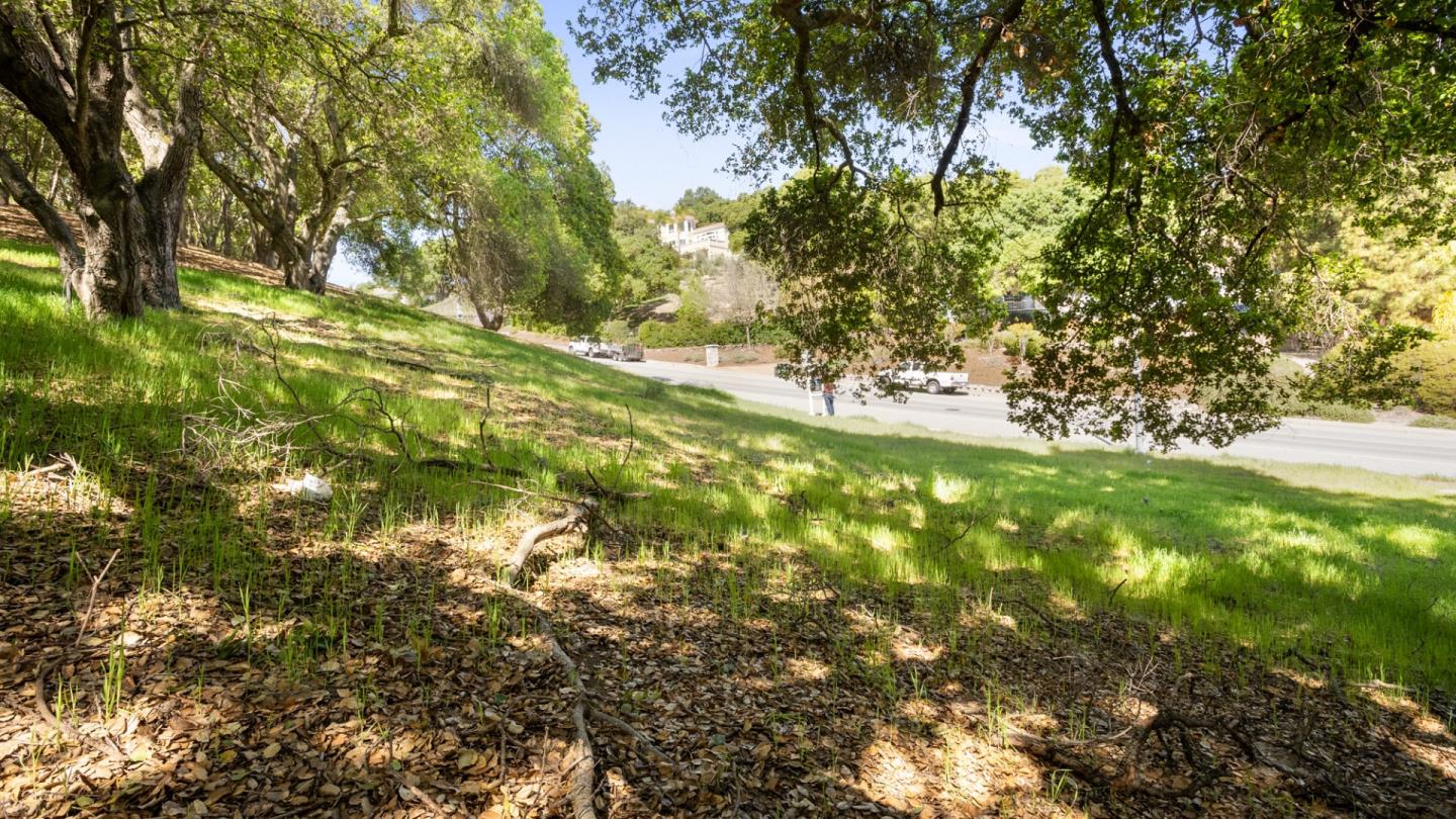 1920 Mantelli Drive, GILROY, California 95020, ,Lots And Land,For Sale,Mantelli Drive,40964164