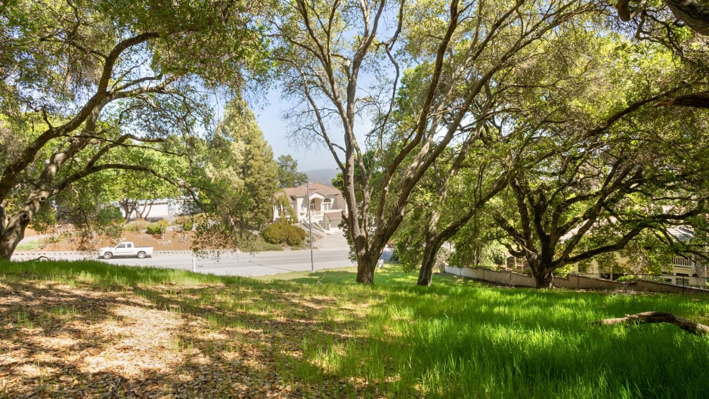1920 Mantelli Drive, GILROY, California 95020, ,Lots And Land,For Sale,Mantelli Drive,40964164