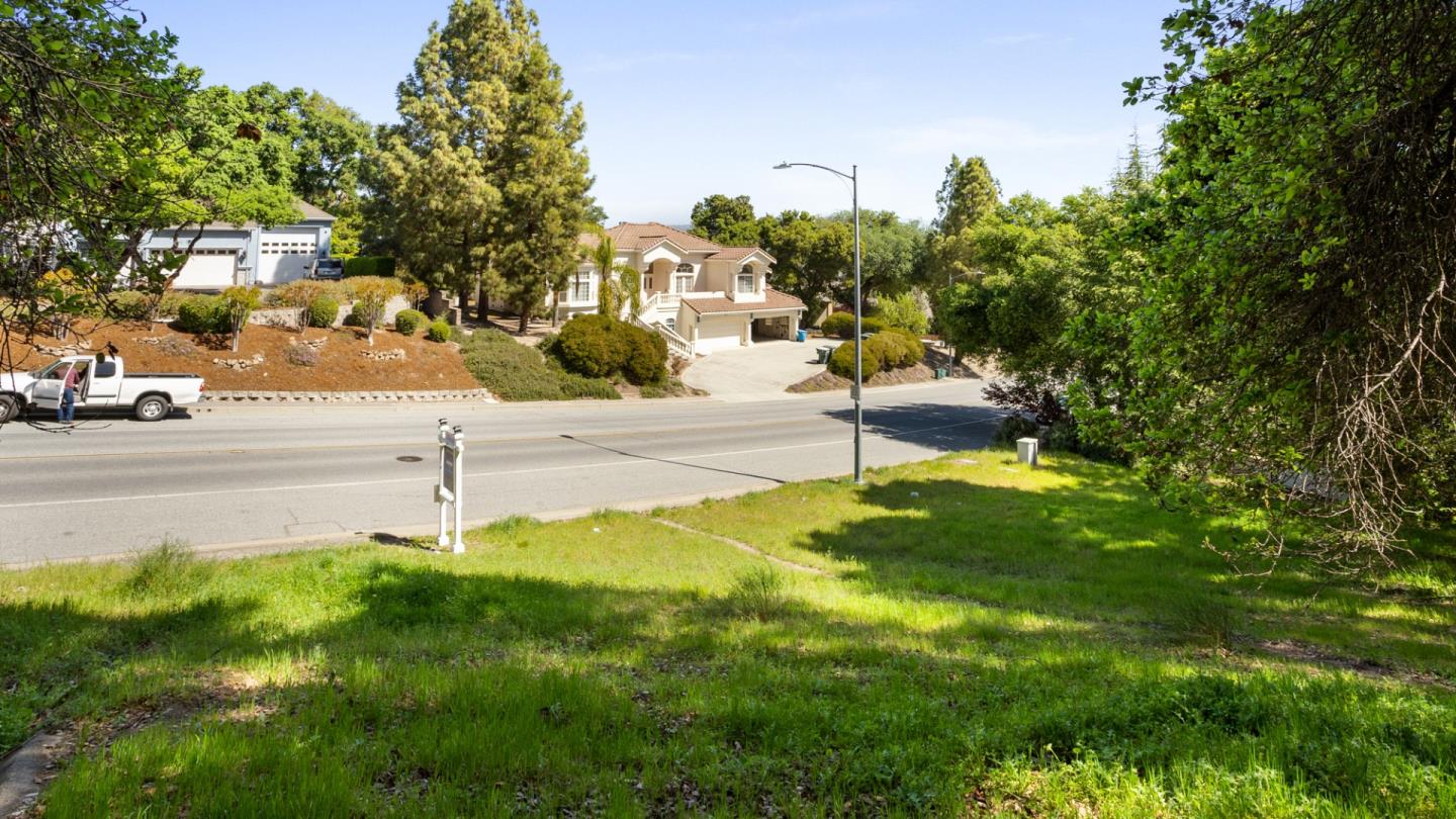 1920 Mantelli Drive, GILROY, California 95020, ,Lots And Land,For Sale,Mantelli Drive,40964164