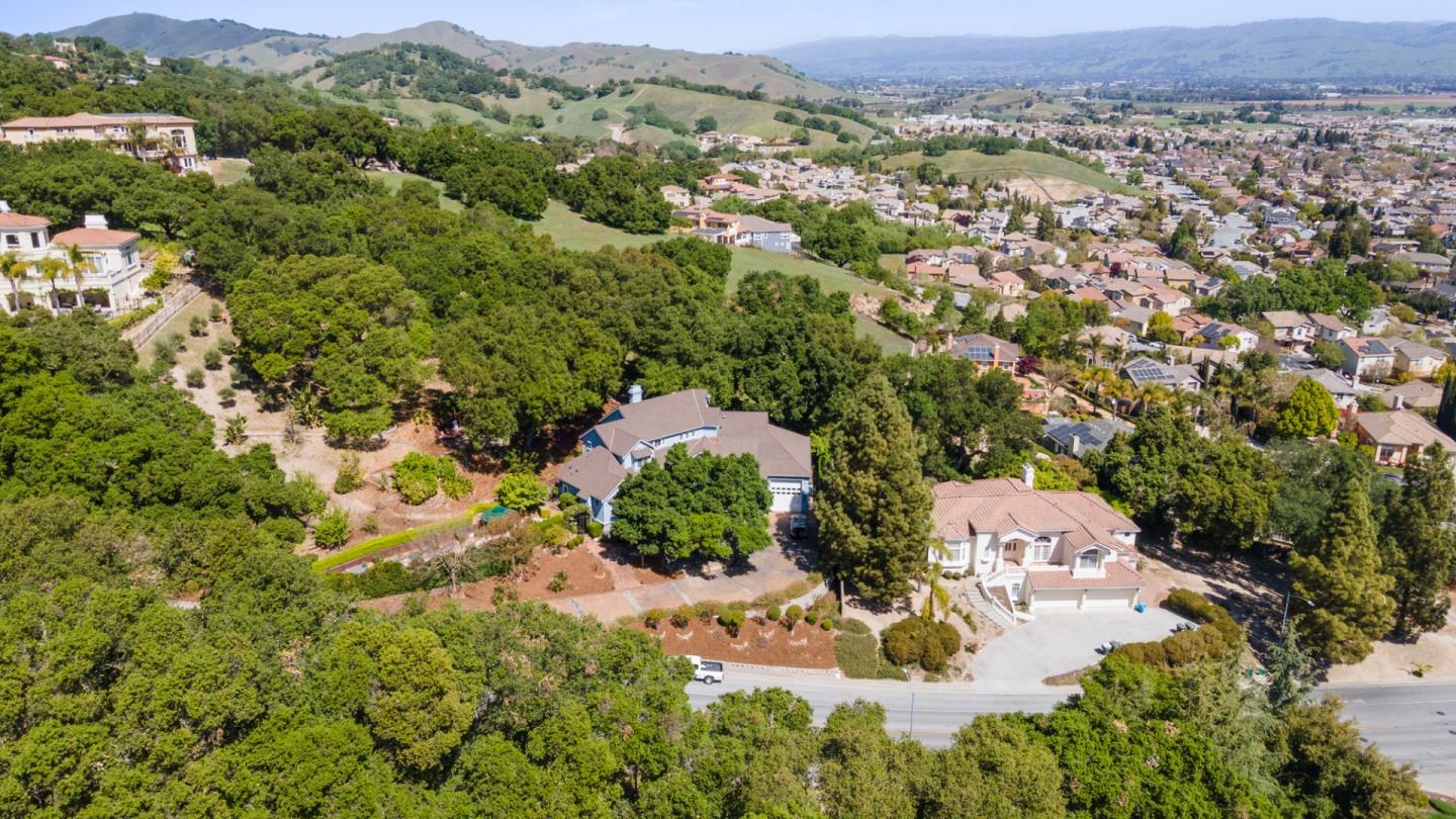 1920 Mantelli Drive, GILROY, California 95020, ,Lots And Land,For Sale,Mantelli Drive,40964164