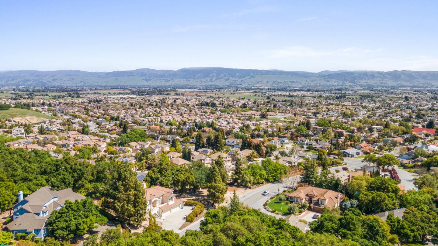 1920 Mantelli Drive, GILROY, California 95020, ,Lots And Land,For Sale,Mantelli Drive,40964164