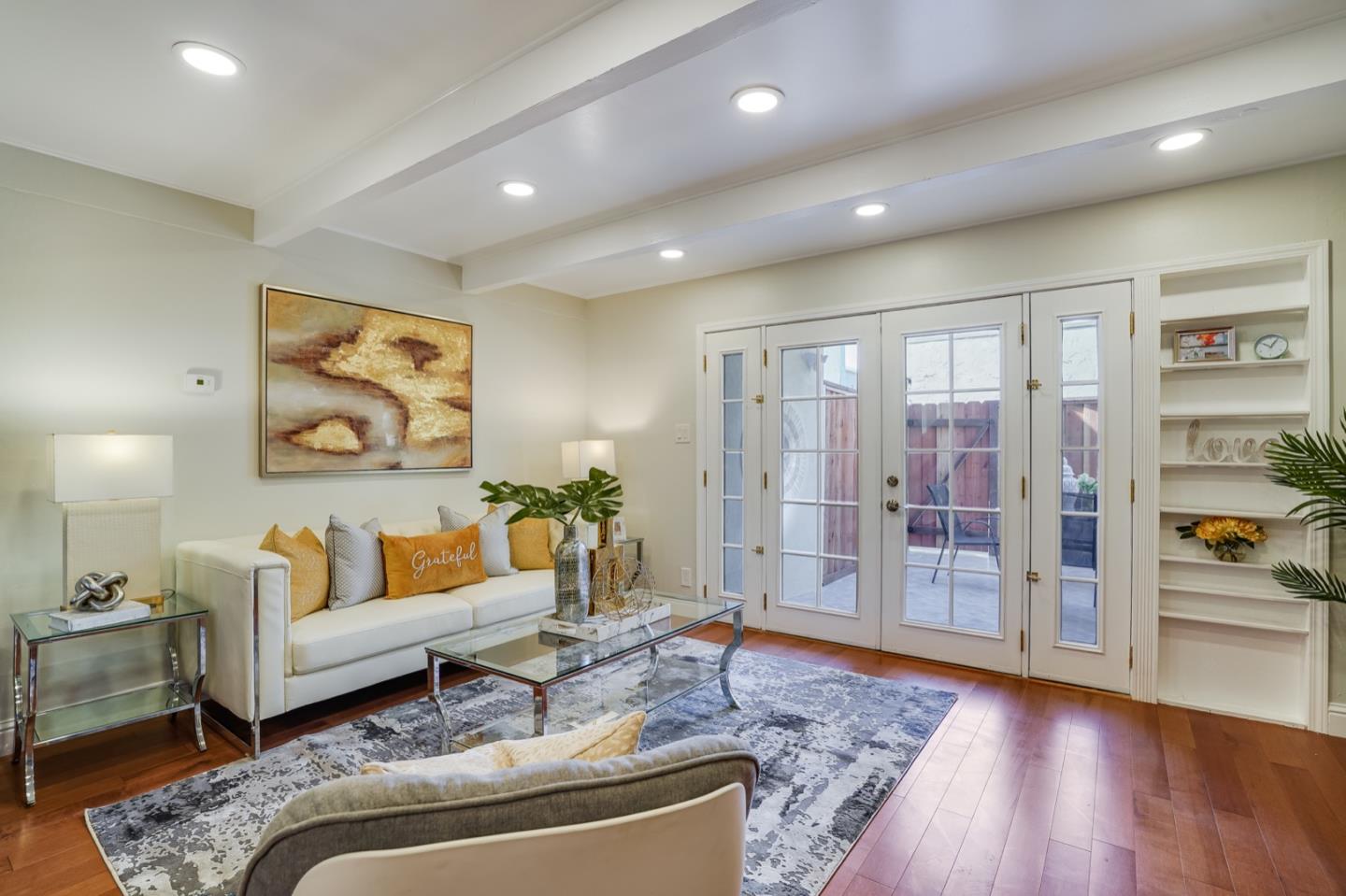 Detail Gallery Image 1 of 1 For 606 S Humboldt St #6,  San Mateo,  CA 94402 - 2 Beds | 1/1 Baths