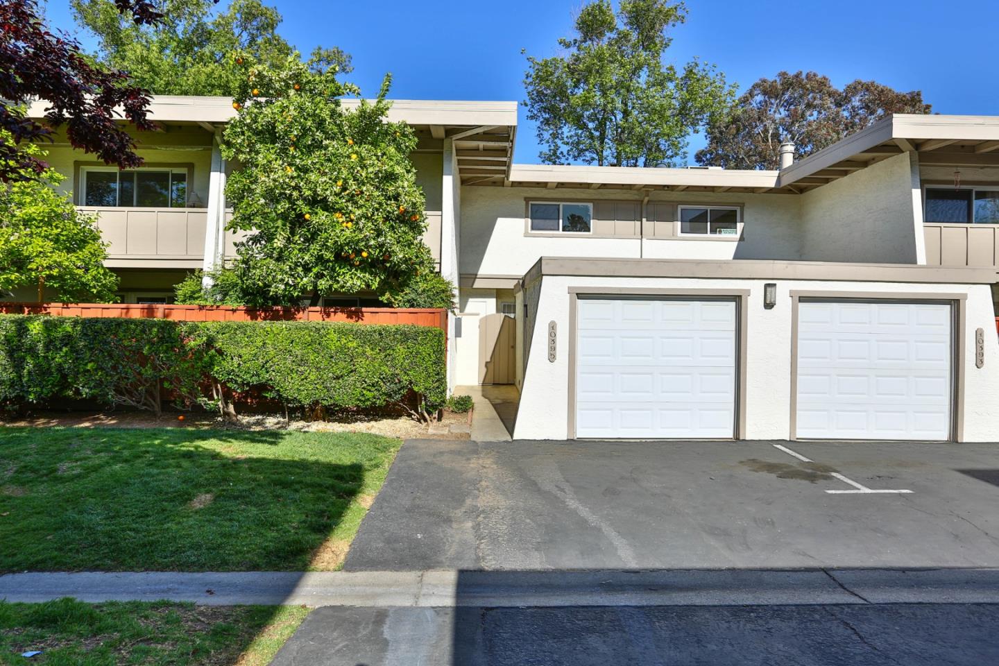 10395 Mary Ave, Cupertino, CA 95014 2 Beds 2/1 Baths (Sold
