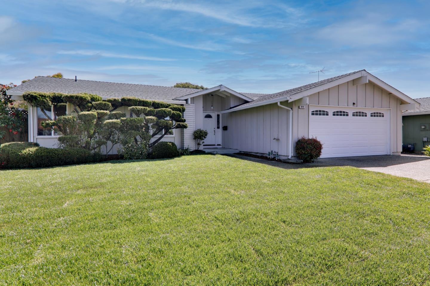 Detail Gallery Image 1 of 1 For 5018 Chelsea Dr, Newark,  CA 94560 - 3 Beds | 2 Baths