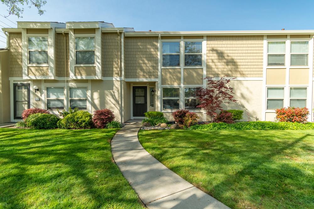 Detail Gallery Image 1 of 1 For 2310 Falling Water Ct, Santa Clara,  CA 95054 - 3 Beds | 2/1 Baths