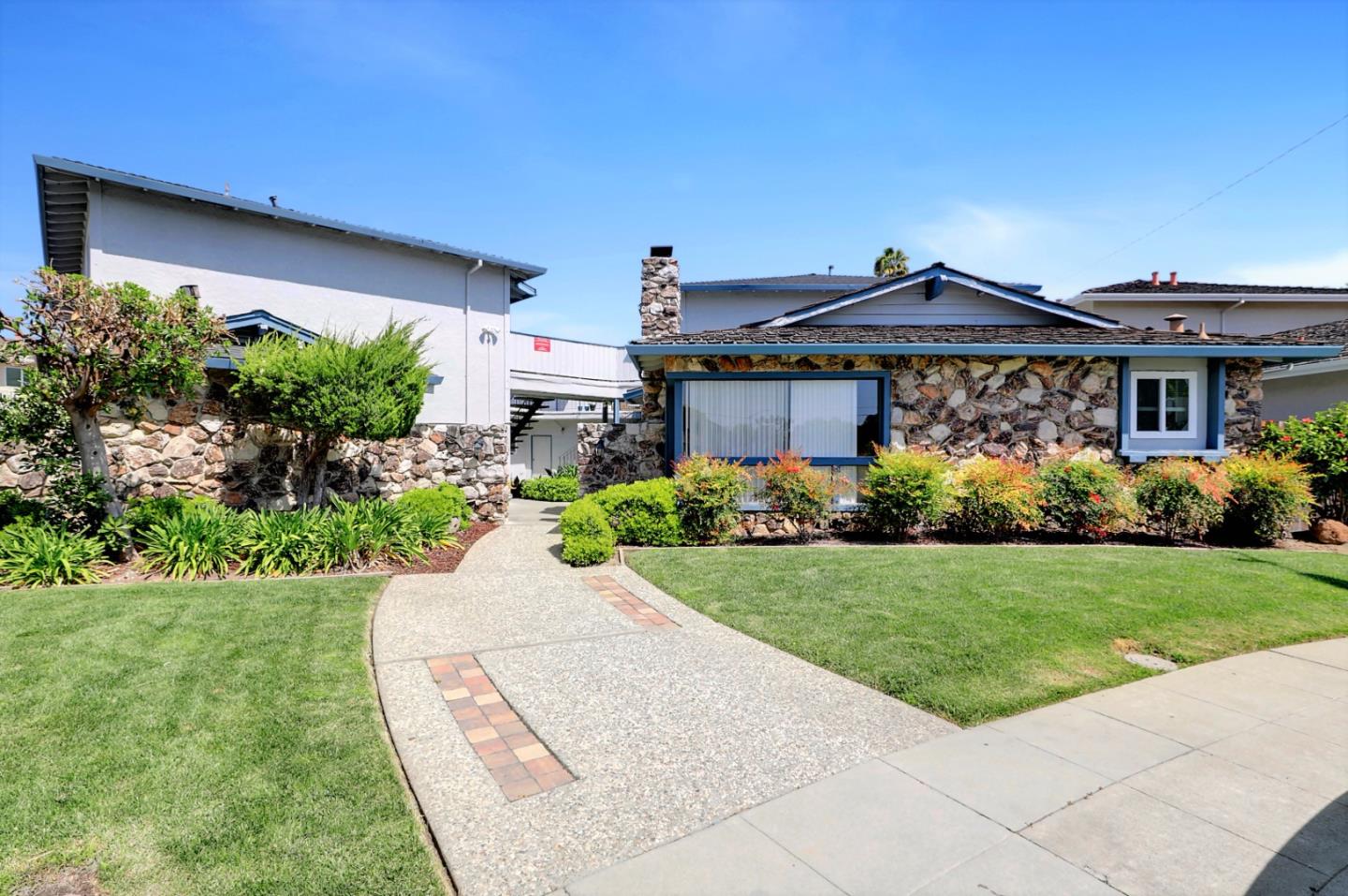 454 Paula Court, SANTA CLARA, California 95050, ,Comm Ri Multi-units 5+,For Sale,Paula Court,ML81839347